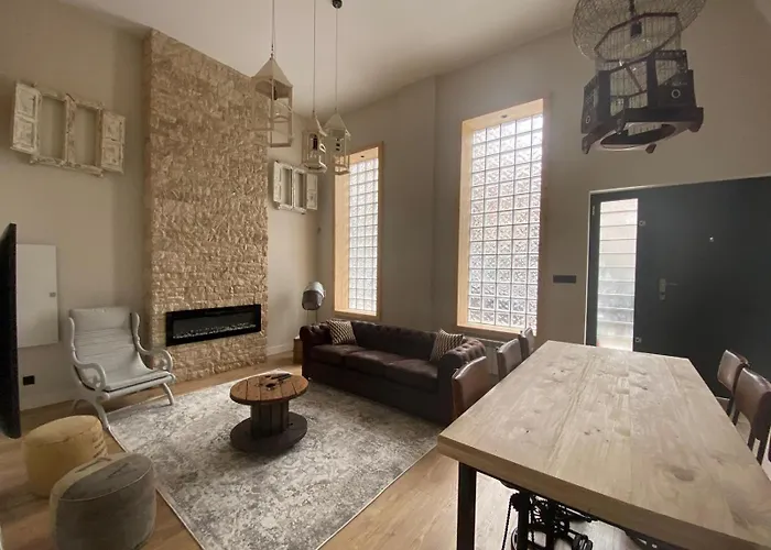 Cornelia 03 Apartment *